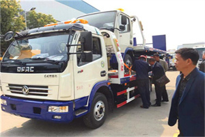 定安汽车道路救援拖车价格